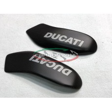 Carbonvani - Ducati Panigale / Streetfighter V4 / S / R / Speciale Carbon Fiber Tank Sliders Carbonvani - Ducati Panigale / Streetfighter V4 / S / R / Speciale Carbon Fiber Tank Sliders